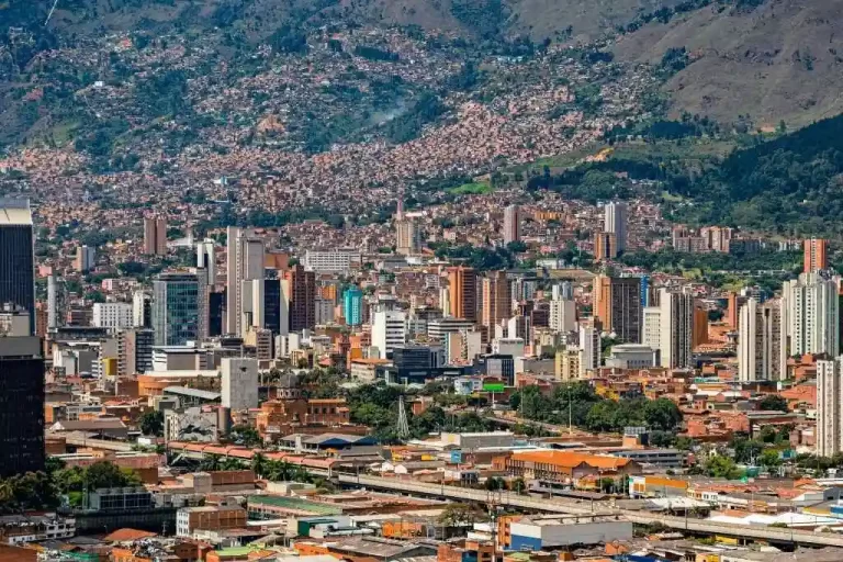 Lee más sobre el artículo Guía práctica para conducir en la Ciudad de la Eterna Primavera