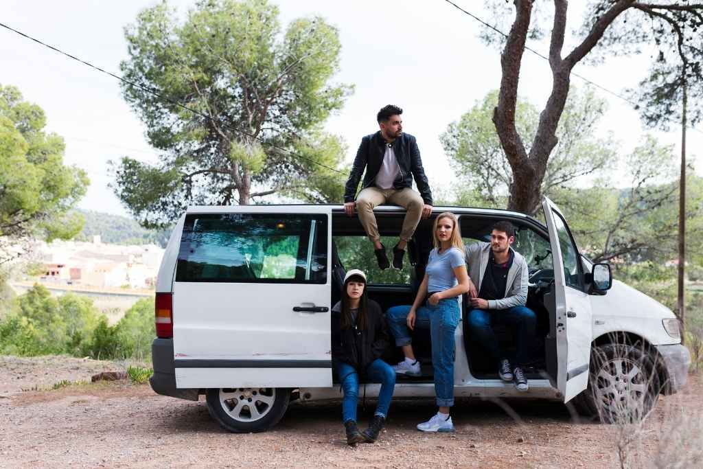 Renta de carro en Medellín: La clave para un plan familiar sin afanes a Santa Fe de Antioquia desde Medellín
