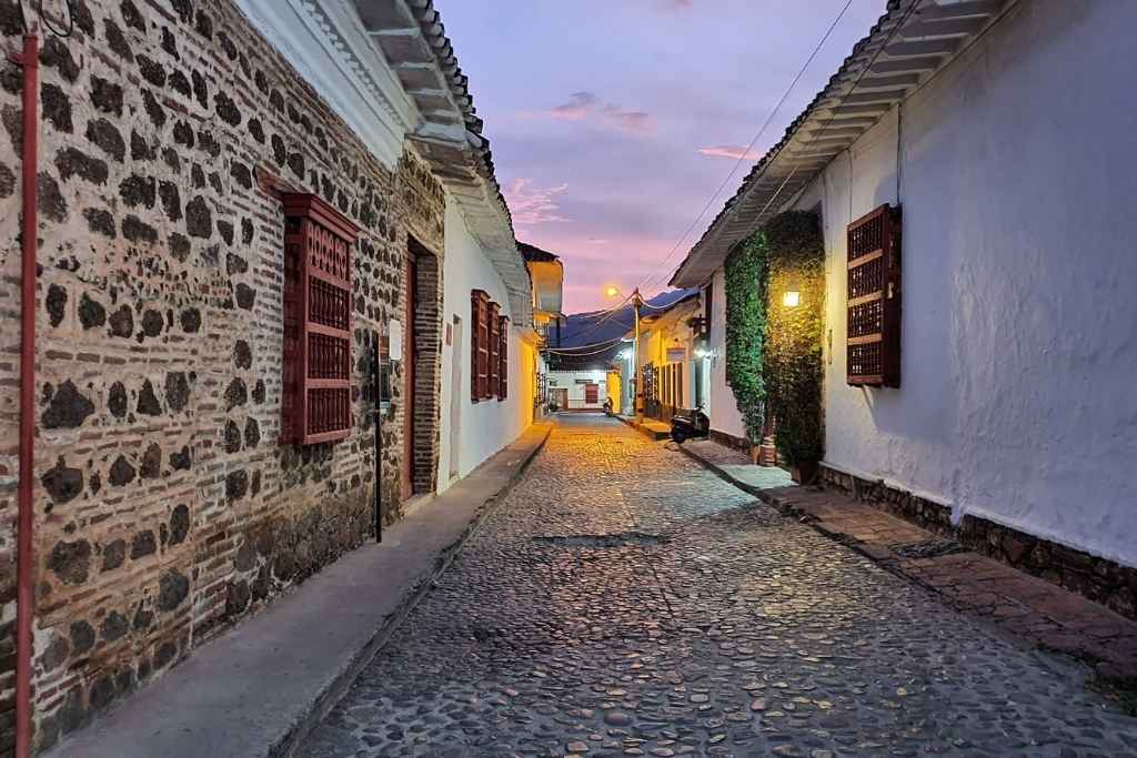 Santa Fe de Antioquia: Una Joya Colonial a 1 Hora