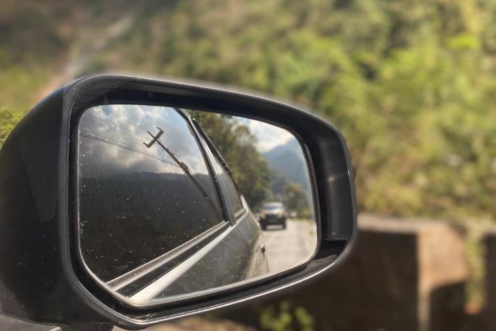 Ventajas de la Renta de Carro en Medellín para pueblear en Antioquia 