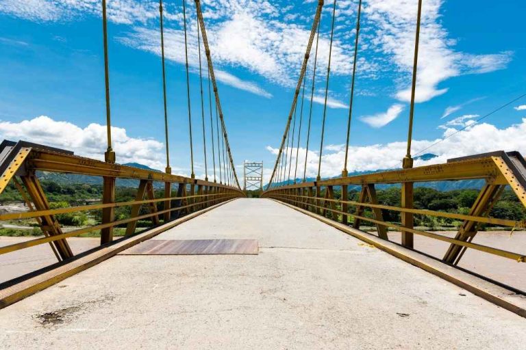 Lee más sobre el artículo Explora la Historia de Antioquia con un Inolvidable Roadtrip al Puente de Occidente en Olaya Herrera
