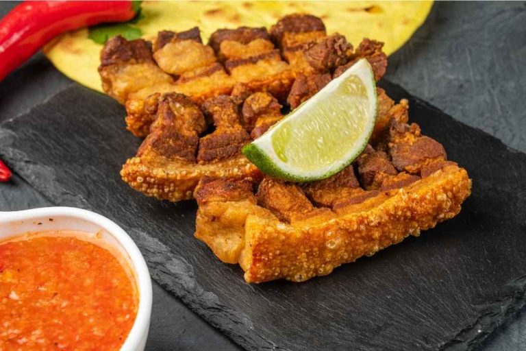 Lee más sobre el artículo La Ruta del Chicharrón: Sabores auténticos en las afueras de Medellín